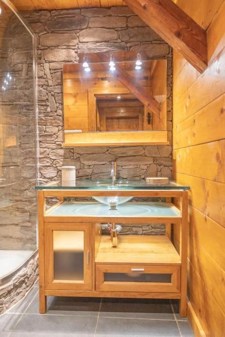 Le Refuge De Louis, Authentique Grange Renovee Avec Sauna *